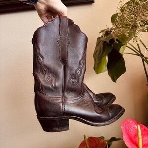 Lucheese Leather Black Cherry Western Pull On Boots 7.5